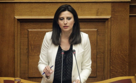 Νίνα Κασιμάτη: Τα σκυλιά της ΕΜΑΚ τρόμαξαν με τον Κυριάκο Μητσοτάκη