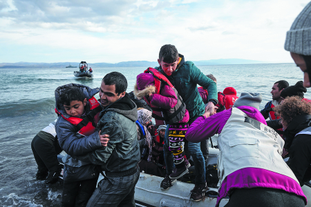 Οι γεωπολιτικές επιπτώσεις για την Ευρώπη από τα «τείχη» στους μετανάστες
