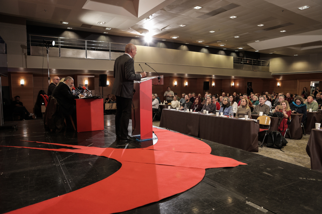 Βαρουφάκης στην ΚΕ ΜέΡΑ25: Ξεκινάει η μεγάλη μάχη για Πρώτη φορά Ρήξη