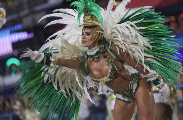 Βραζιλία: Το φαντασμαγορικό καρναβάλι σε φωτο – στιγμιότυπα