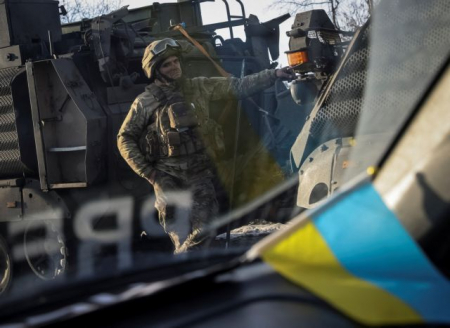 Ζοζέπ Μπορέλ: «Η Ρωσία πρέπει να μην νικήσει – χρειάζονται άρματα μάχης»