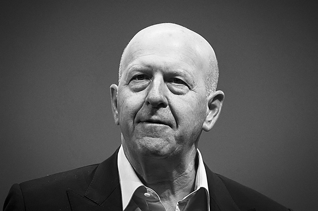 Ντέιβιντ Σόλομον: Το πρωί υψηλόβαθμο στέλεχος της Goldman Sachs και το βράδυ DJ