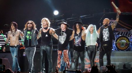 Guns ‘N Roses: Έτοιμο το ΟΑΚΑ για την πιο εκρηκτική συναυλία – Βίντεο