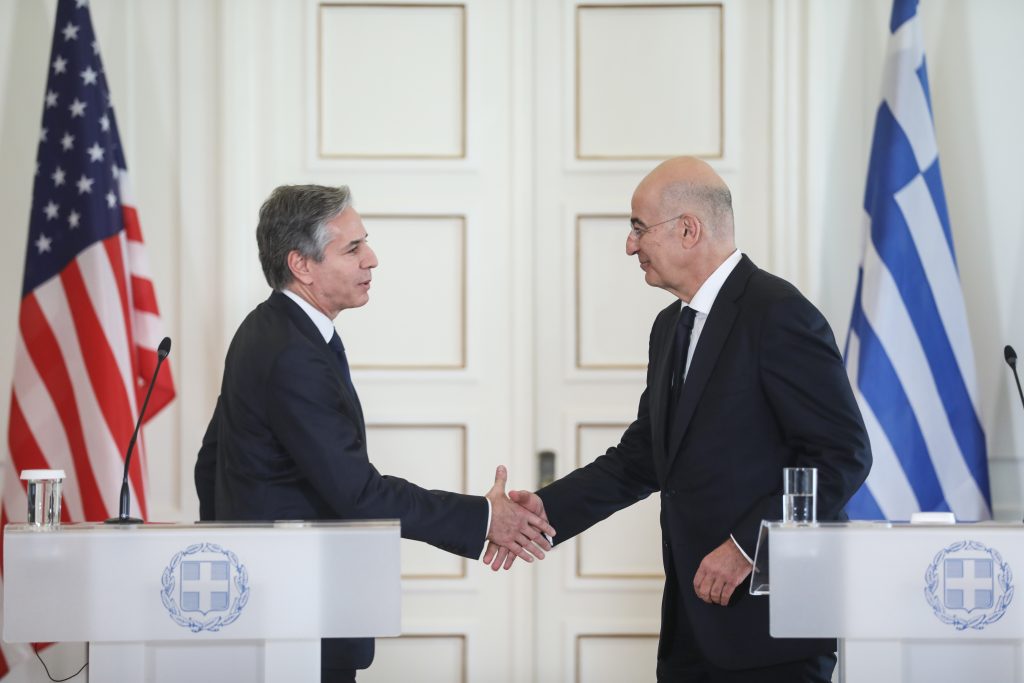 Τέμπη: Συλλυπητήρια Μπλίνκεν στον Ν. Δένδια