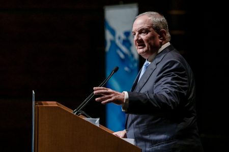 Η άνοδος και η πτώση του Καραμανλή