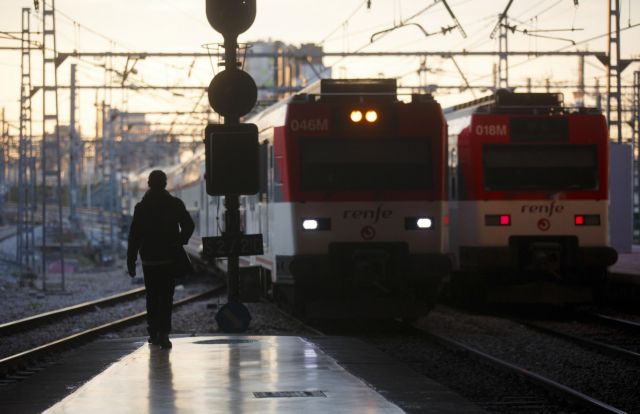 Ισπανία: Αγόρασαν τρένα που δεν χωράν στα τούνελ