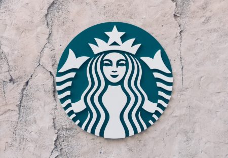Oleato: Τα Starbucks φέρνουν την επανάσταση στον καφέ με ελαιόλαδο