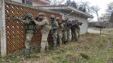 Νέο ειδικό μισθολόγιο για τα στελέχη των Ένοπλων Δυνάμεων