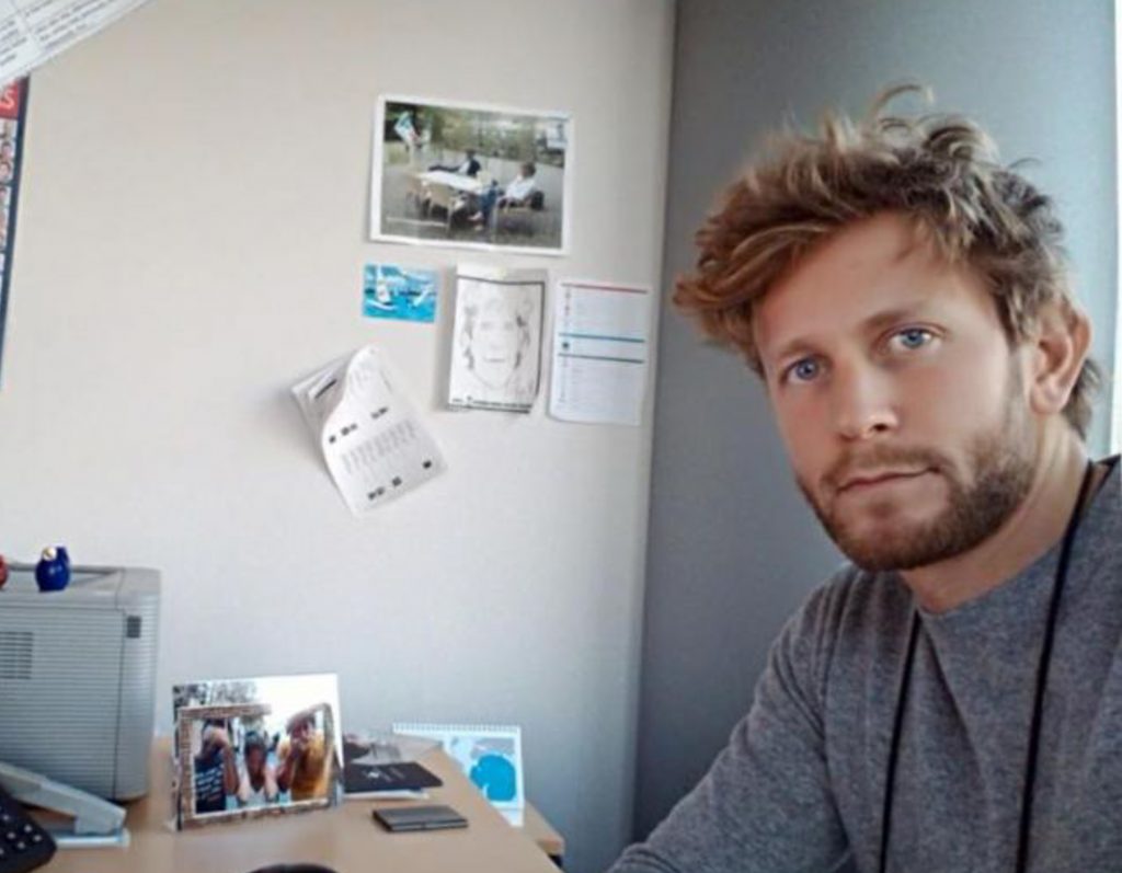 QatarGate: Ελεύθερος με βραχιολάκι ο Φραντσέσκο Τζιόρτζι