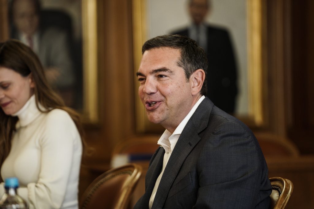 Με καθυστέρηση η συνάντηση Χριστοδουλίδη – Τσίπρα στην Κύπρο