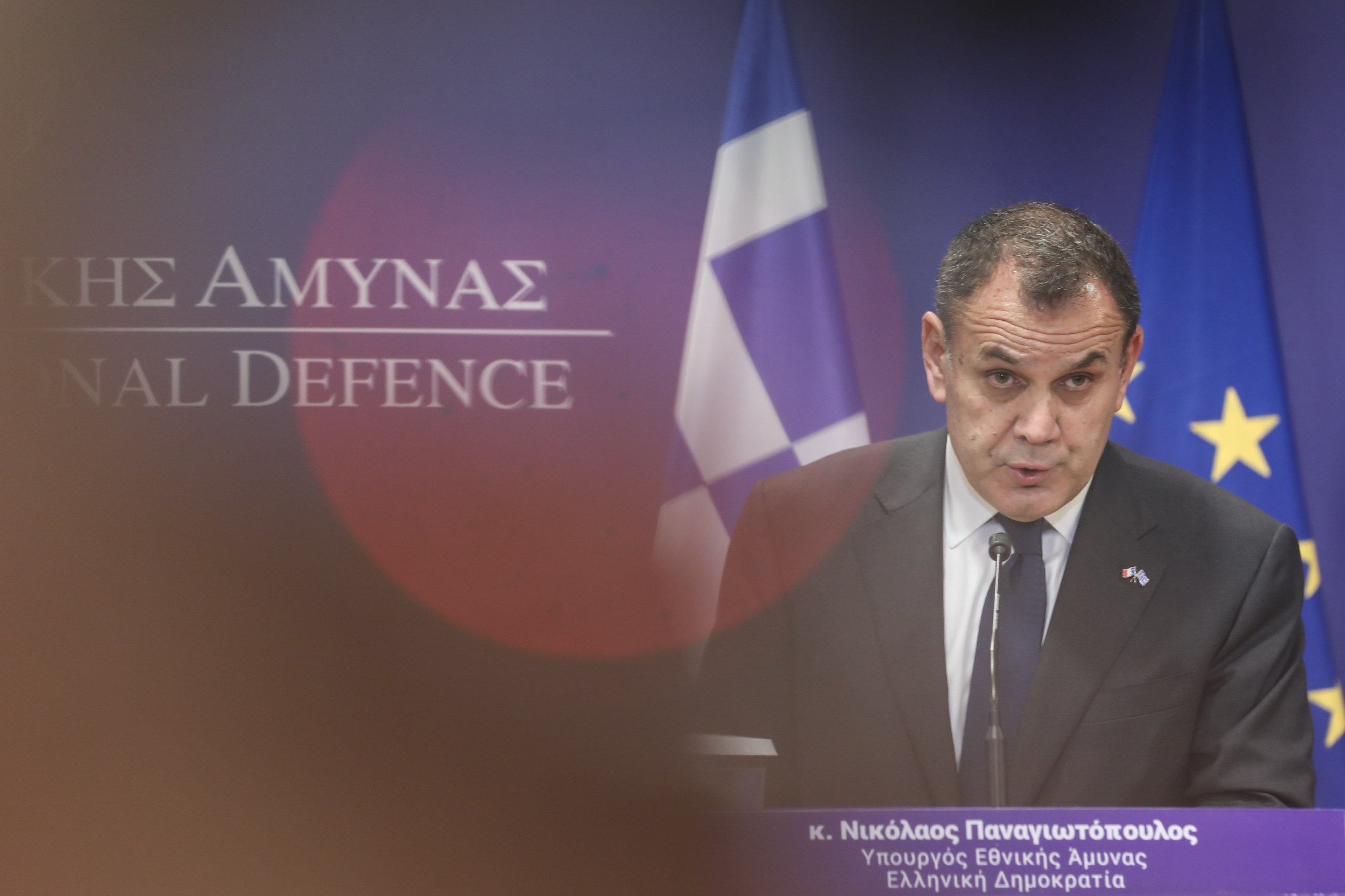 «Ανούσιος ο διάλογος αν ξαναρχίσουν οι απειλές»