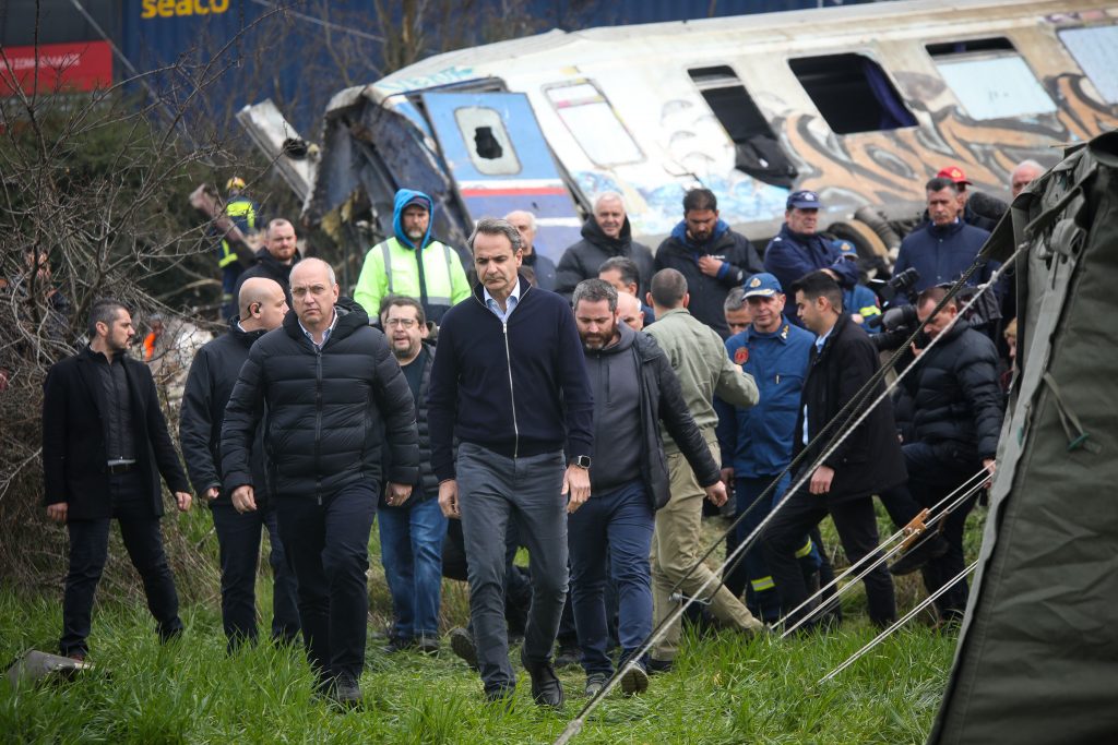 Μητσοτάκης για Τέμπη: Οφείλω μία μεγάλη συγγνώμη στους συγγενείς των θυμάτων