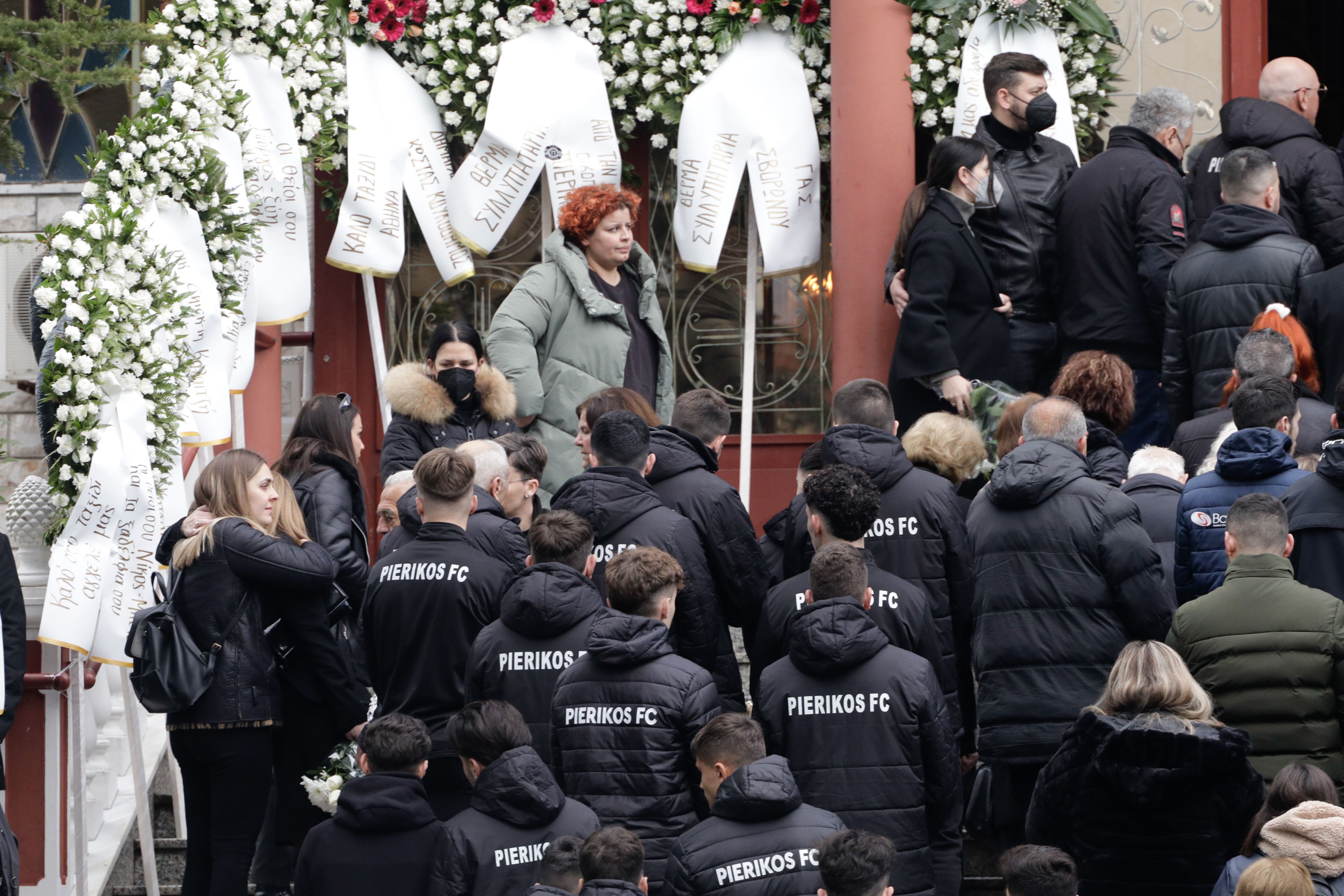 Τέμπη: «”Φάγαν” τα λεφτά για τα τρένα – δεν τους νοιάζουν οι άνθρωποι»