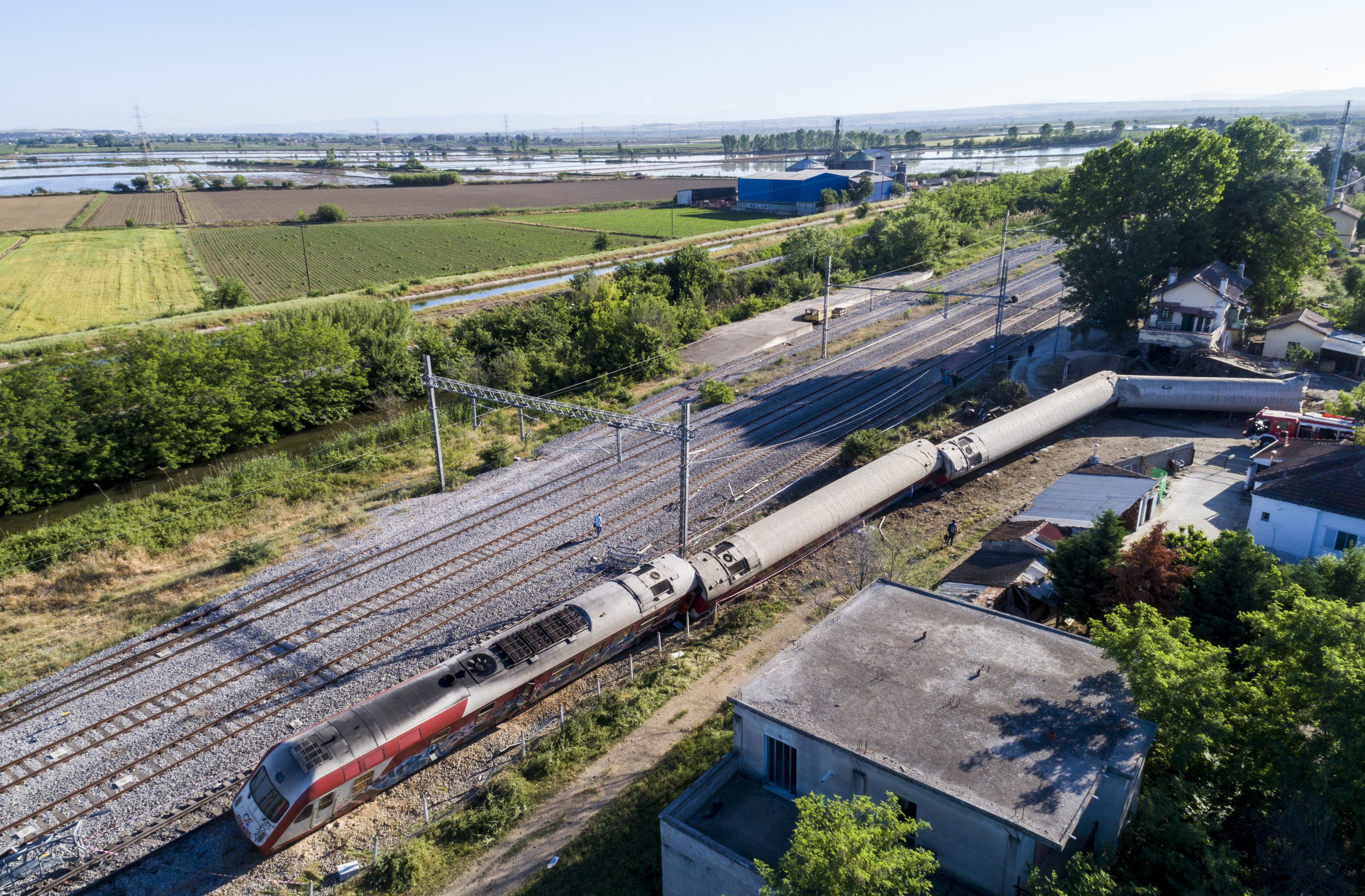 Αδενδρο 2017: Το «καμπανάκι» που δεν χτύπησε