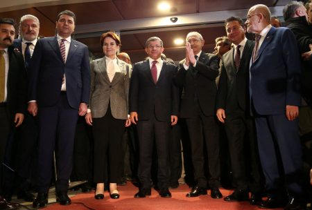 Τουρκία: Η προγραμματική συμφωνία των «έξι»- Υπόσχονται μια νέα χώρα
