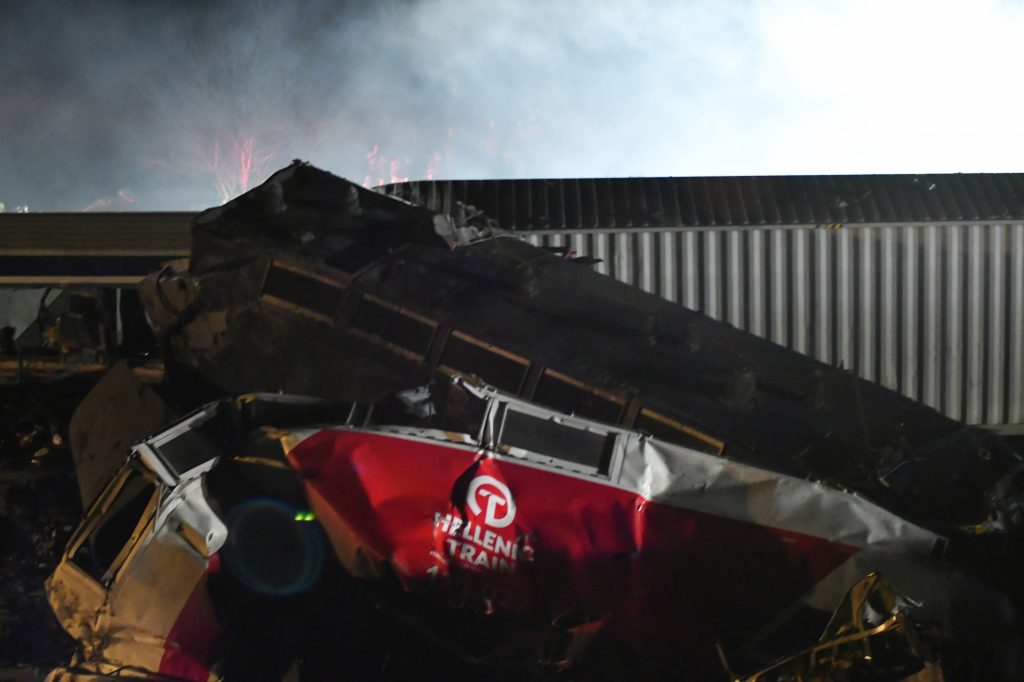 Τέμπη: Εκτός ΜΕΘ δύο τραυματίες – Ανακοίνωση για την κατάσταση των τραυματιών