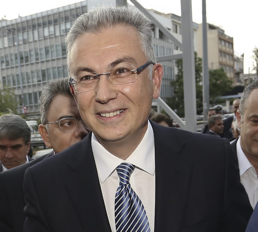 «Καρφί» Ρουσόπουλου σε Καραμανλή: Εγώ το 2009 δεν κατέβηκα