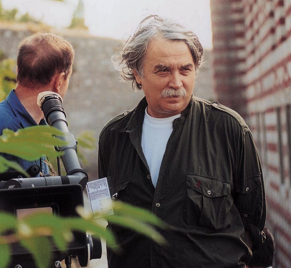 Συλλυπητήρια μηνύματα για την απώλεια του Λάκη Παπαστάθη