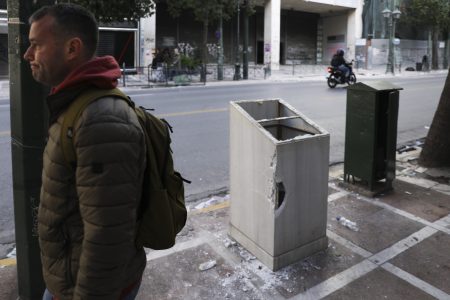 Δήμος Αθηναίων: Αμεση αποκατάσταση του μνημείου της Μαρφίν