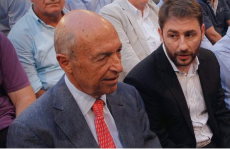 Σημίτης: Τι κρύβει η παρέμβαση του πρώην πρωθυπουργού – Γιατί έφερε χαμόγελα στη Χ. Τρικούπη