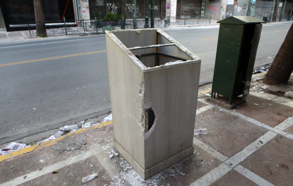 Στο όνομα της ζωής