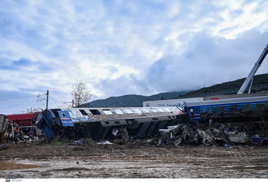 Τέμπη: Ποινική δίωξη σε στελέχη του ΟΣΕ για τη μετάταξη του σταθμάρχη