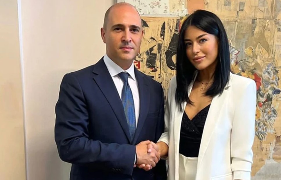 Η Λατινοπούλου ιδρύει δικό της κόμμα;