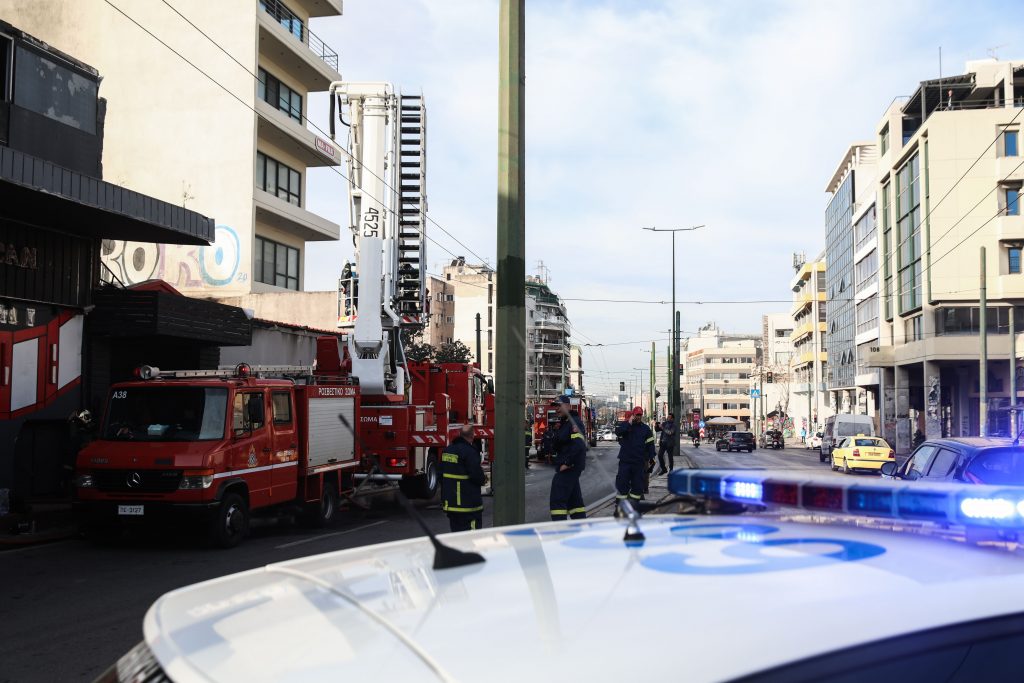 Γκάζι: Φωτιά σε κέντρο διασκέδασης – Που έχει διακοπεί η κυκλοφορία