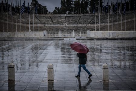 Καιρός: Επιμένουν και σήμερα οι βροχές – Η πρόγνωση για την Αττική