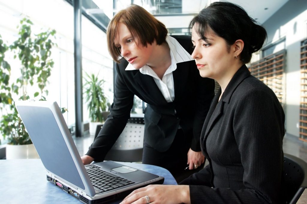 Τα κοινωνικά δίκτυα και τα δικαιώματα του εργαζόμενου