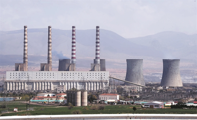 Πώς η Κεντροαριστερά έχασε το κάστρο της ΔΕΗ