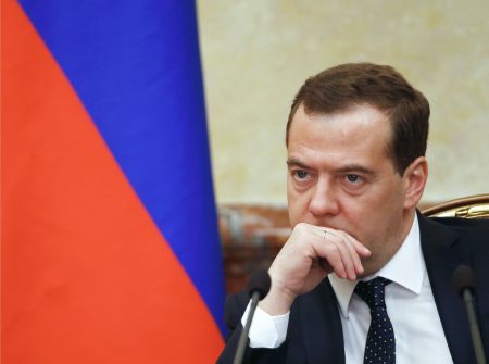 Μεντβέντεφ: Ενδεχόμενη σύλληψη του Πούτιν θα αποτελούσε «κήρυξη πολέμου»