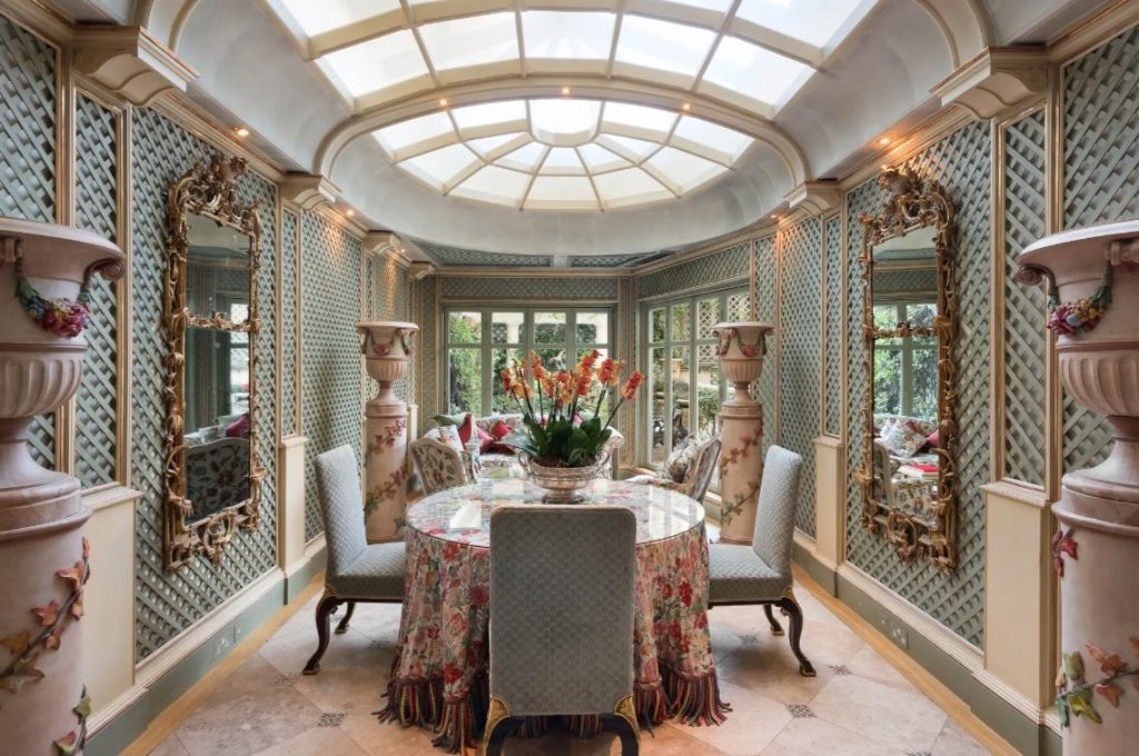 Πωλείται η πρώην κατοικία της ελληνικής βασιλικής οικογένειας στο Λονδίνο