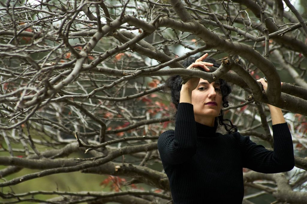 Irini Qn: Το πρώτο άλμπουμ, οι επιρροές και τα έμφυλα ζητήματα