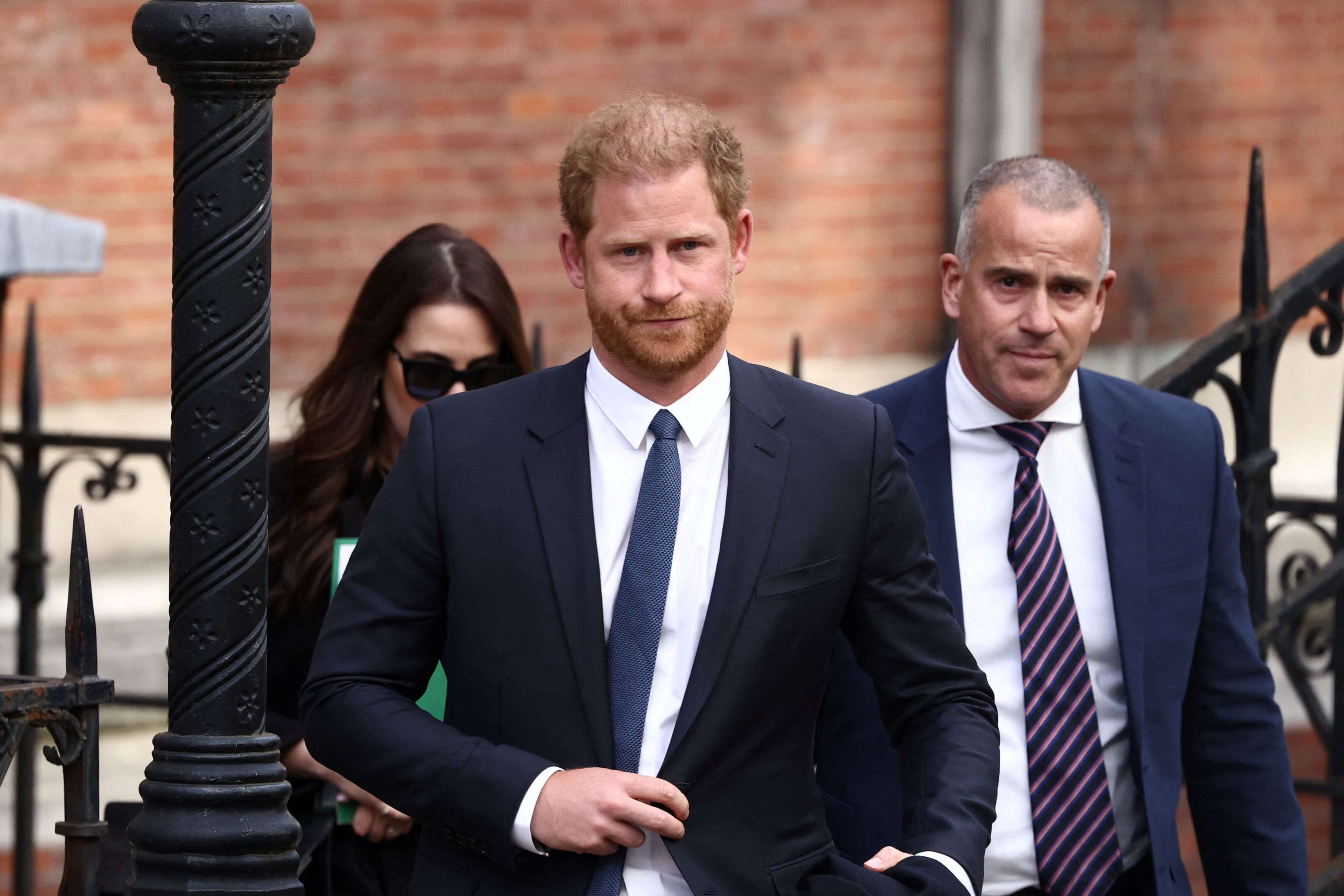 Στο Ανώτατο Δικαστήριο του Λονδίνου ο πρίγκηπας Χάρι και ο Έλτον Τζον