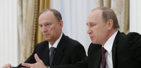 Συνεργάτης Πούτιν: Η Ρωσία έχει όπλα για να καταστρέψει και τις ΗΠΑ, αν απειληθεί