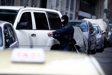 Δίκτυο τρομοκρατών: Σχεδίαζαν χτύπημα με αέρια, βαρύ οπλισμό και εκρηκτικά