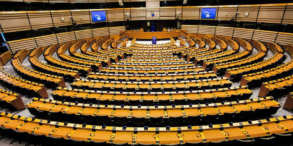 Υποκλοπές: Βολές κατά της κυβέρνησης στην Ευρωβουλή- Τι είπε ο Ανδρουλάκης