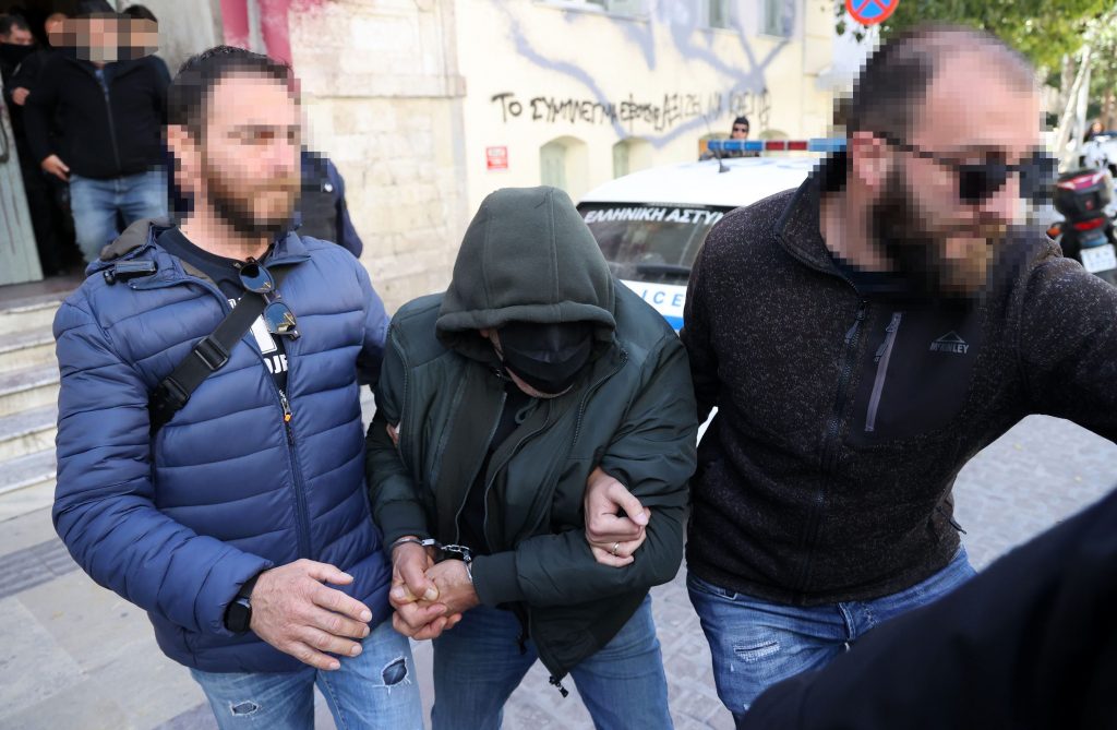 Στη φυλακή μετά την απολογία του ο 66χρονος λυράρης