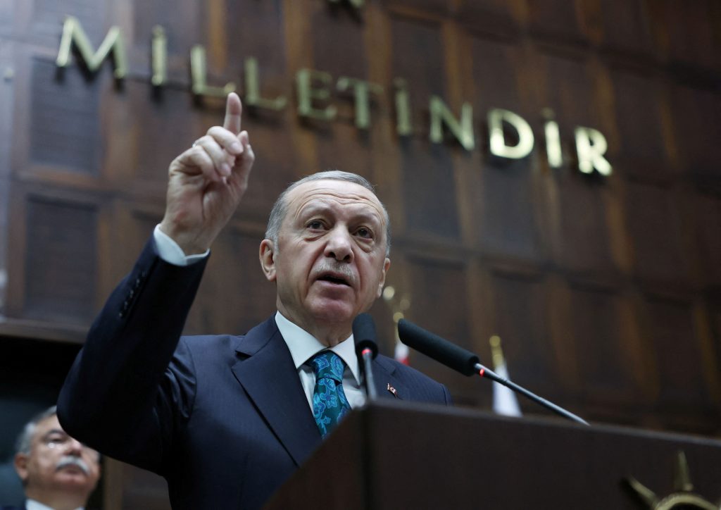 Erdogan against Aksener: “My name is Tayyip, so beware” Erdogan against Aksener: “My name is Tayyip, so beware”