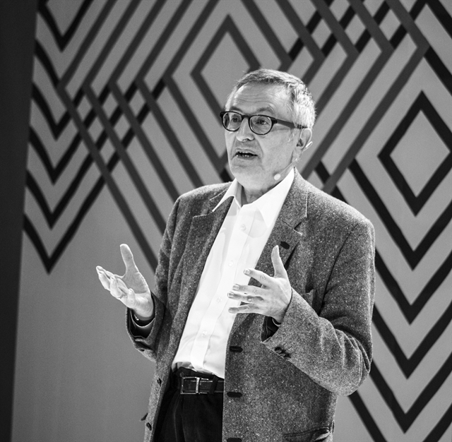 Γατίσια ζωή, ανθρώπινη φιλοσοφία