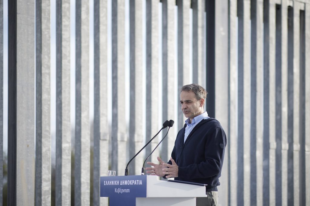 Μητσοτάκης για φράχτη στον Εβρο: Ο κ. Τσίπρας δεν θα συνέχιζε την επέκτασή του