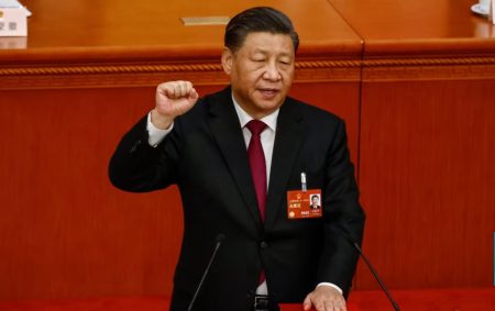 Ο Σι Τζινπίνγκ λέει ότι προετοιμάζει την Κίνα για πόλεμο – «Ο κόσμος πρέπει να τον πάρει στα σοβαρά»
