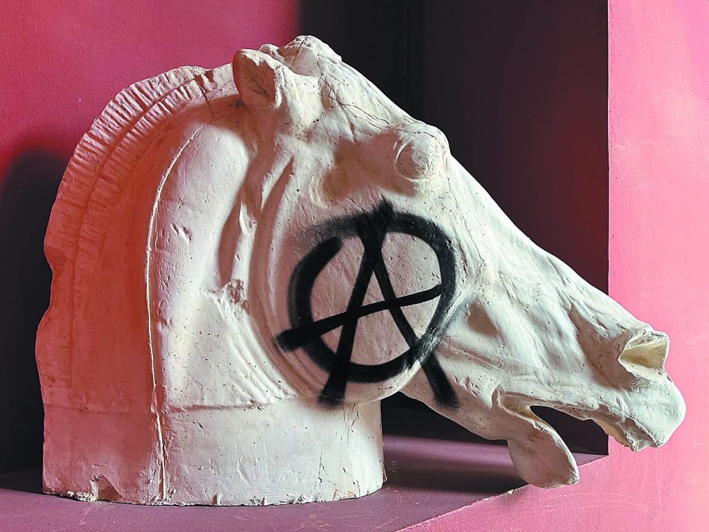 Βανδαλισμοί με ιδεολογικό πρόσχημα