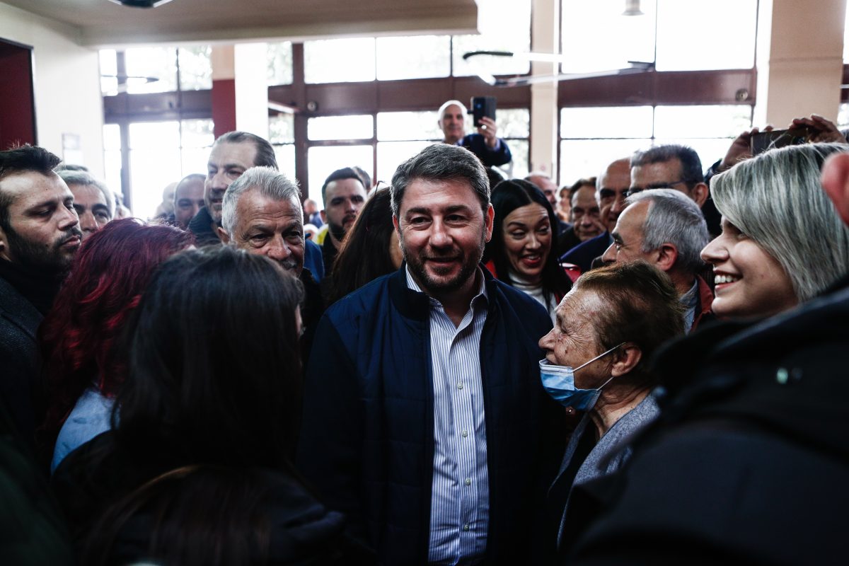 ΠαΣοΚ: Στο στόχαστρο το «success story» Μητσοτάκη