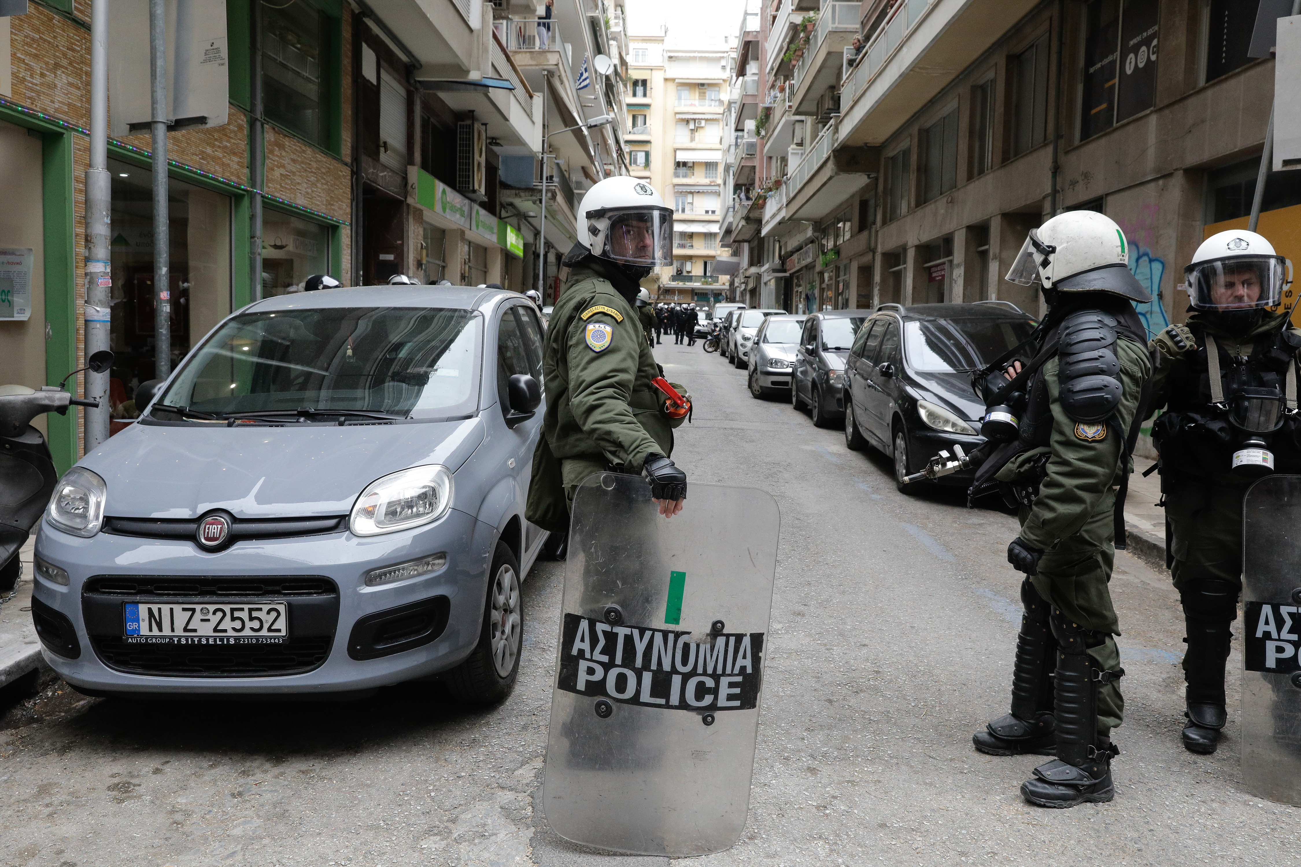 Επίθεση με πέτρες εναντίον αστυνομικών στο ΑΠΘ