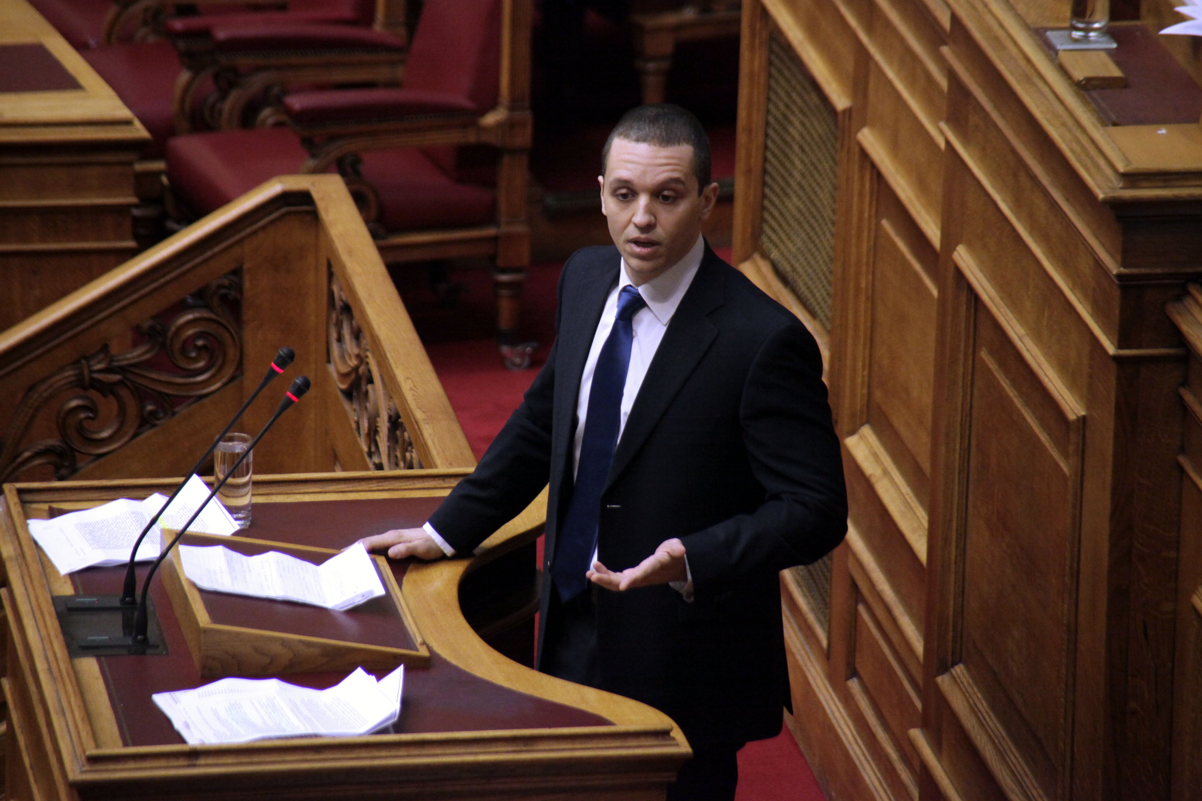 Επισπεύδει η κυβέρνηση για Κασιδιάρη – Πιθανόν και σήμερα στη Βουλή η τροπολογία