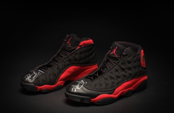 Τζόρνταν: Ρεκόρ δημοπρασίας για τα παπούτσια του από τον τελικό του 1998