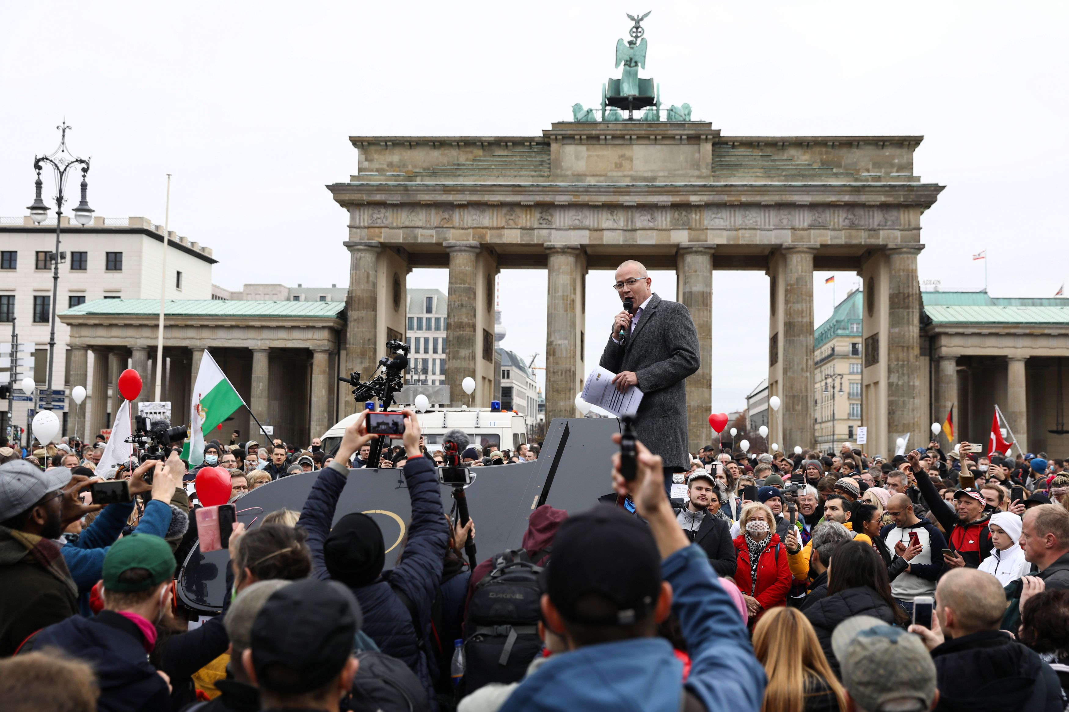 Κόμμα Κασιδιάρη: Λύση το γερμανικό παράδειγμα;