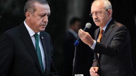 FAZ : «Η Τουρκία σε σταυροδρόμι»